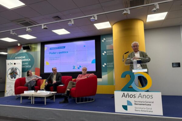 Presentacion poder y politica 07.05.25 9