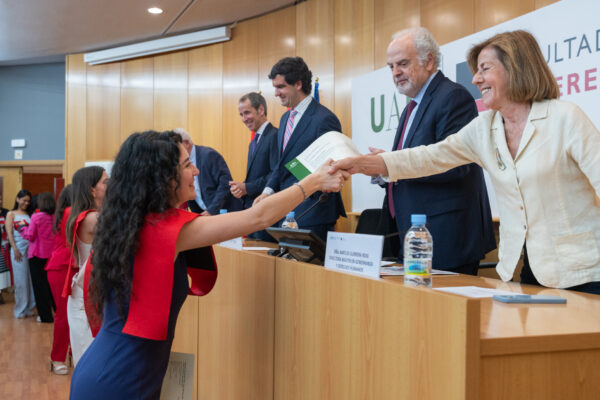 máster en Gobernanza y Derechos Humanos 2026_0174